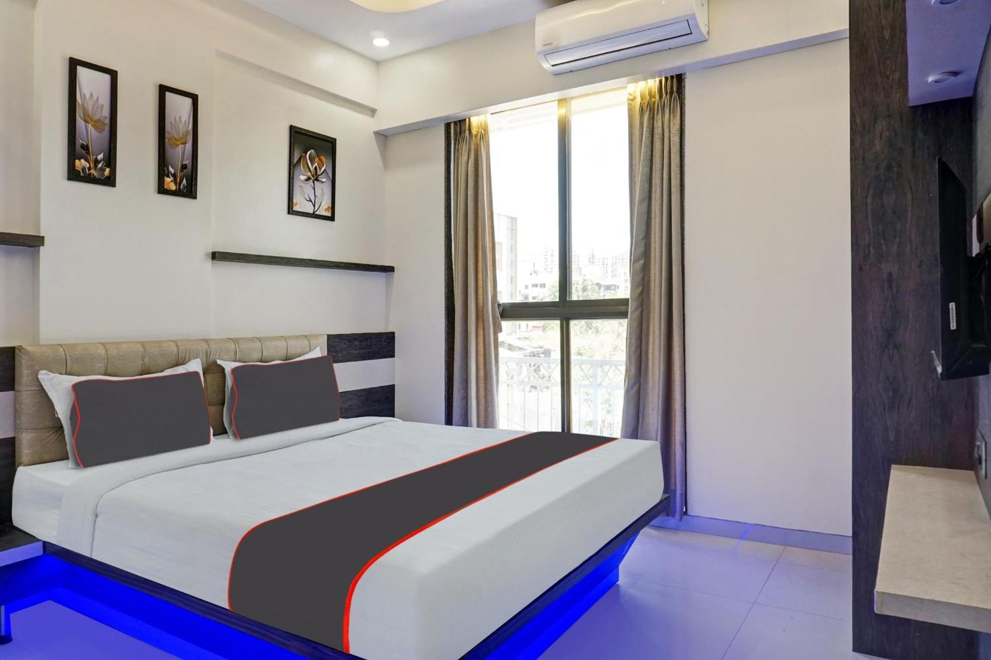 Hotel Super Townhouse Poona Royal Pimpri-Chinchwad Exterior foto