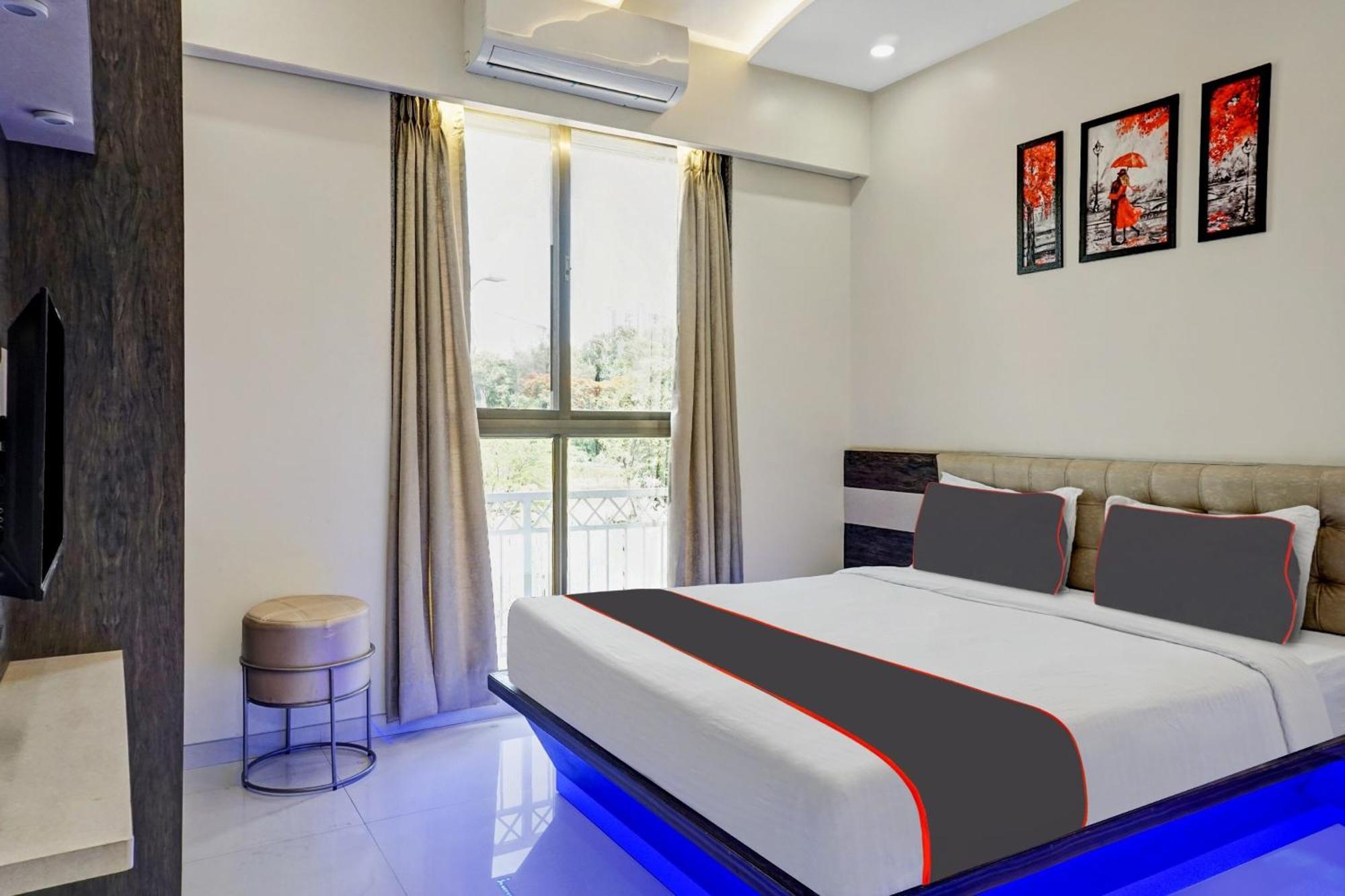 Hotel Super Townhouse Poona Royal Pimpri-Chinchwad Exterior foto
