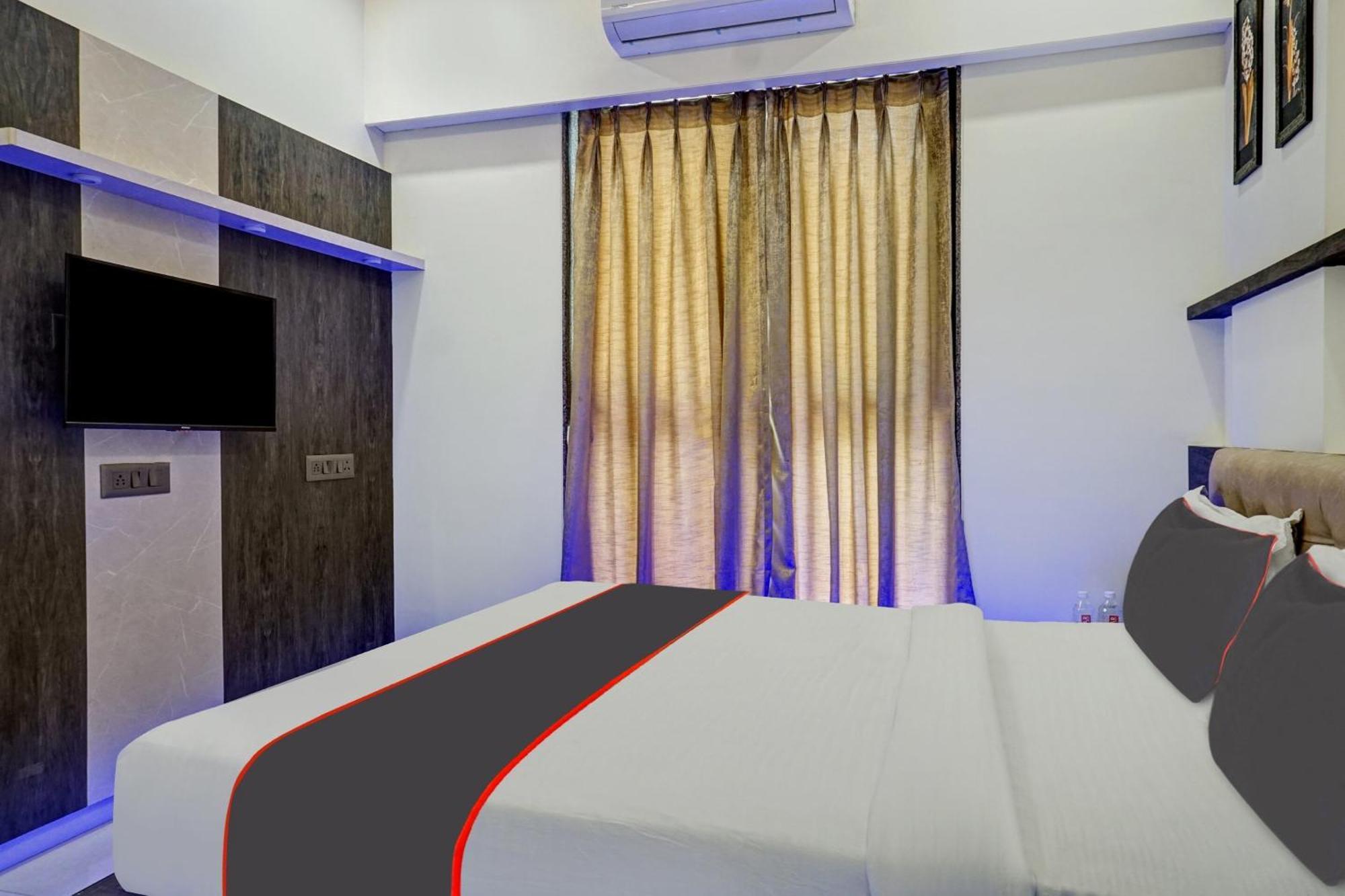 Hotel Super Townhouse Poona Royal Pimpri-Chinchwad Exterior foto